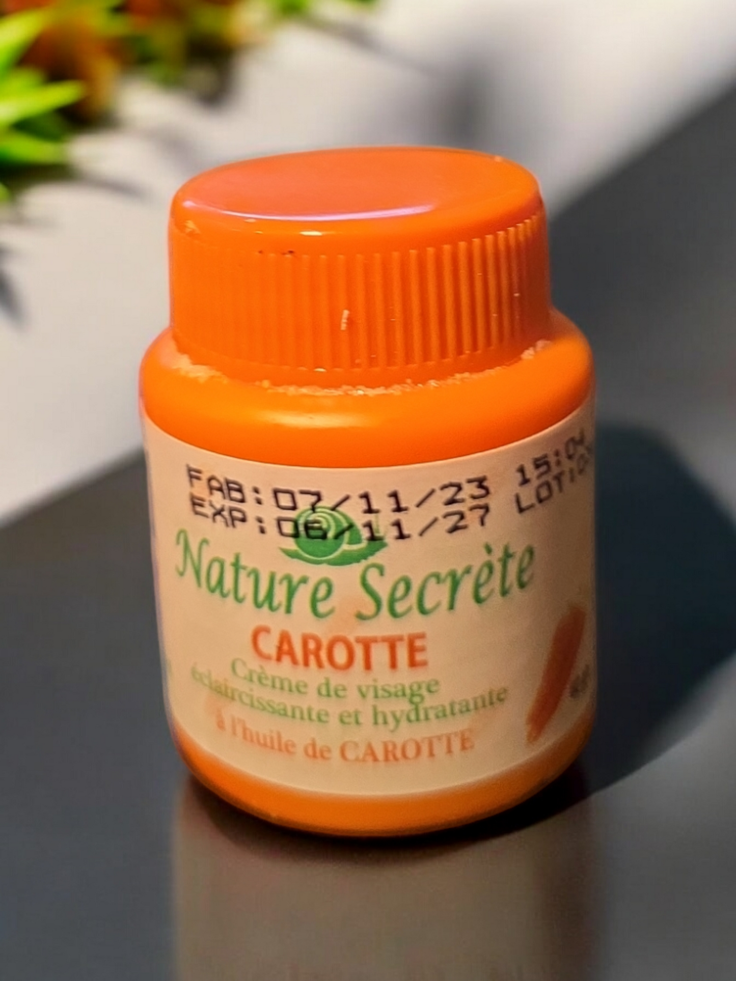 Nature Secréte Carotte Lightening Moisturizing Facial Cream 40g